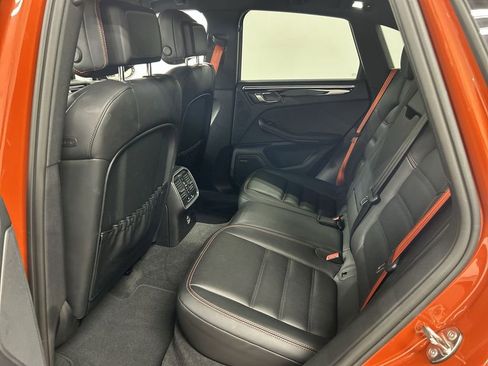 Certified 2023 Porsche Macan Turbo AWD/4WD image 20