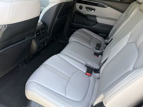 Used 2024 Honda Pilot EX-L image 14