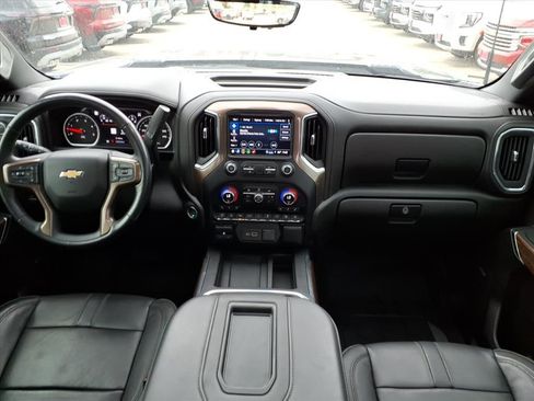 Used 2022 Chevrolet Silverado 2500 High Country w/ Z71 Off-Road Package AWD/4WD image 14