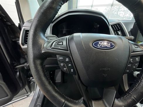 Used 2022 Ford Edge SEL w/ Cargo Accessory Package AWD/4WD image 18