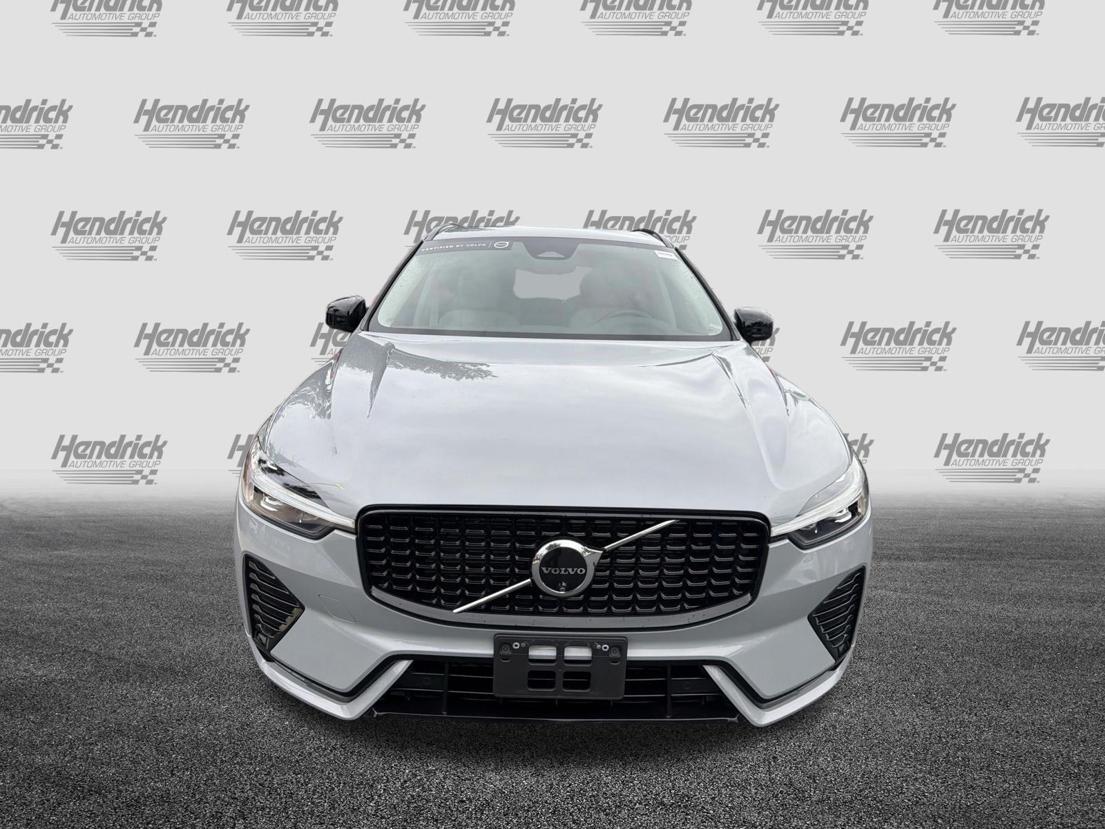 Used 2024 Volvo XC60 B5 Plus w/ Protection Package Premier AWD/4WD image 3