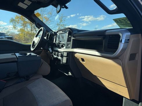 Used 2023 Ford F150 XLT image 22