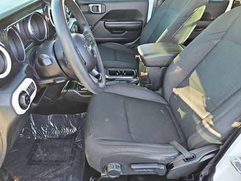 Used 2020 Jeep Gladiator Sport w/ Trailer Tow Package image 16