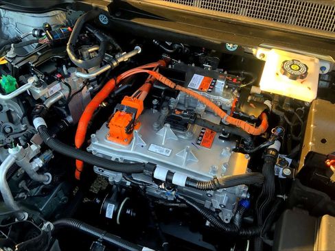 New 2026 Chevrolet Equinox EV RS image 17