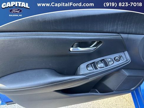 Used 2025 Nissan Sentra SV FWD image 20