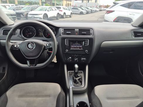 Used 2018 Volkswagen Jetta S w/ Cold Weather Package FWD image 24