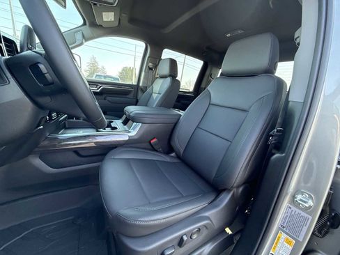 New 2026 Chevrolet Silverado 3500 LTZ w/ LTZ Convenience Package AWD/4WD image 13