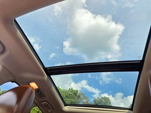 Used 2019 Subaru Ascent Touring image 27