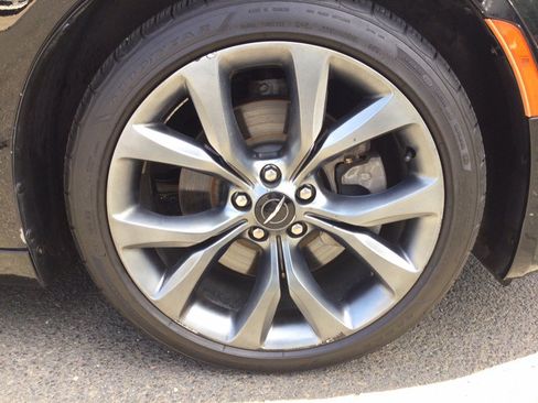 Used 2016 Chrysler 200 S w/ Comfort Group AWD/4WD image 43