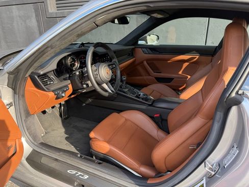 Certified 2024 Porsche 911 GT3 image 17