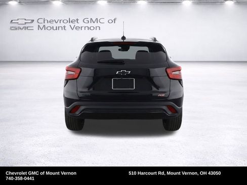 Used 2025 Chevrolet Trax RS w/ Driver Confidence Package FWD image 23