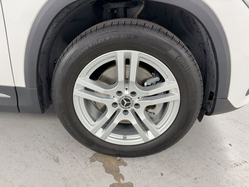 Certified 2022 Mercedes-Benz GLA 250 4MATIC image 12