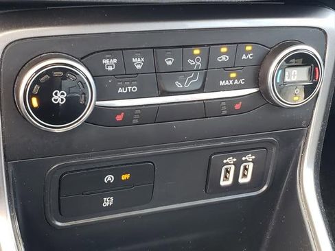 Used 2021 Ford EcoSport SE image 21