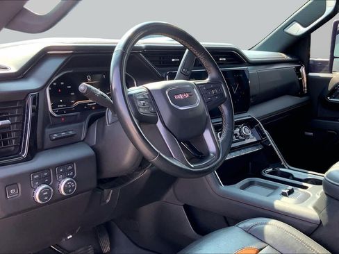 Used 2024 GMC Sierra 2500 AT4 w/ Technology Package AWD/4WD image 17