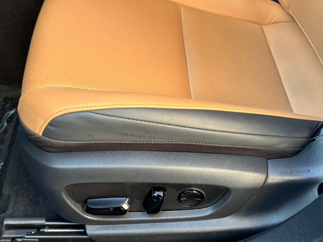 Used 2025 Lexus ES 350 w/ Premium Package FWD image 29