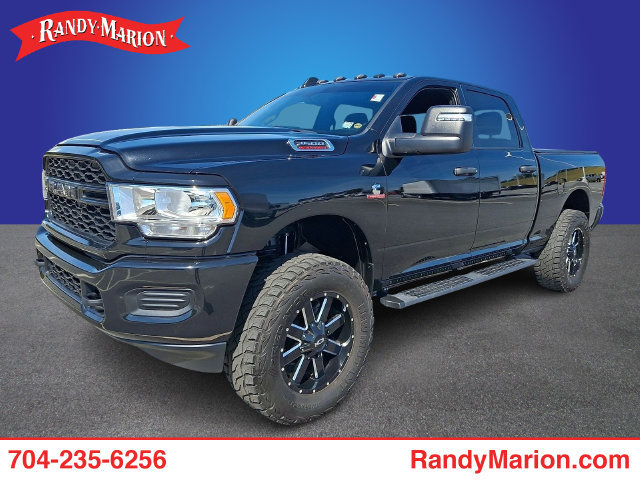 Used 2024 RAM 2500 Tradesman w/ Chrome Appearance Group AWD/4WD image 1