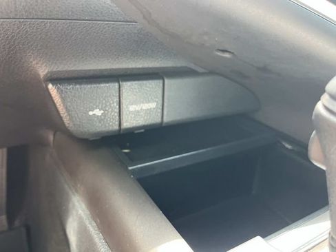 Used 2021 Toyota Camry SE FWD image 37