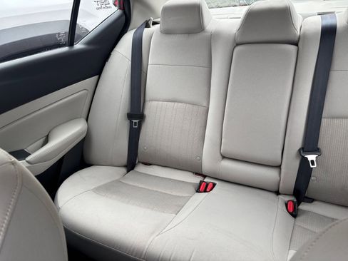 Used 2025 Nissan Altima 2.5 SV image 39