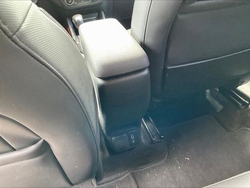 Used 2023 Chevrolet TrailBlazer RS w/ Convenience Package FWD image 11