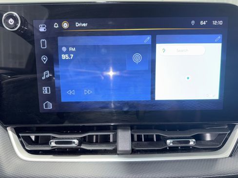 Used 2025 Chevrolet Equinox LT w/ Convenience Package II FWD image 25