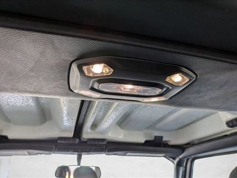 Used 2023 Jeep Gladiator Sport image 20