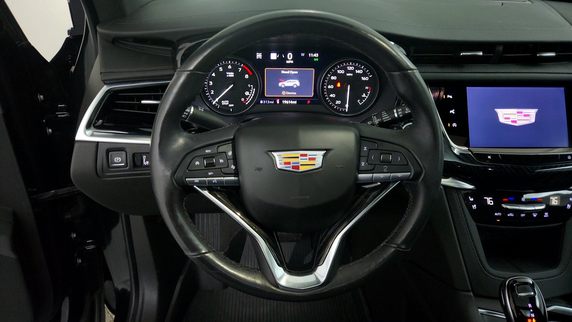 Used 2024 Cadillac XT6 Premium Luxury w/ Technology Package AWD/4WD image 19