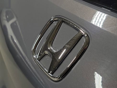 Certified 2025 Honda HR-V Sport image 6