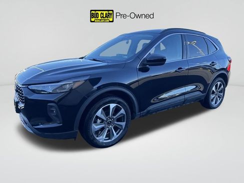 Used 2025 Ford Escape Platinum image 1