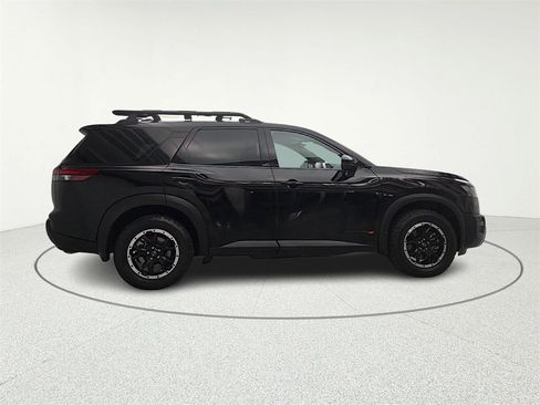 Used 2024 Nissan Pathfinder Rock Creek image 8