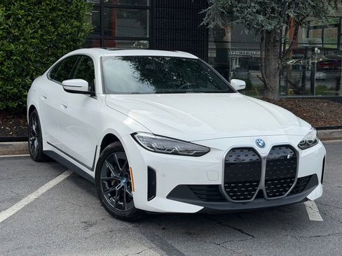 Used 2023 BMW i4 eDrive35 w/ Premium Package RWD image 7