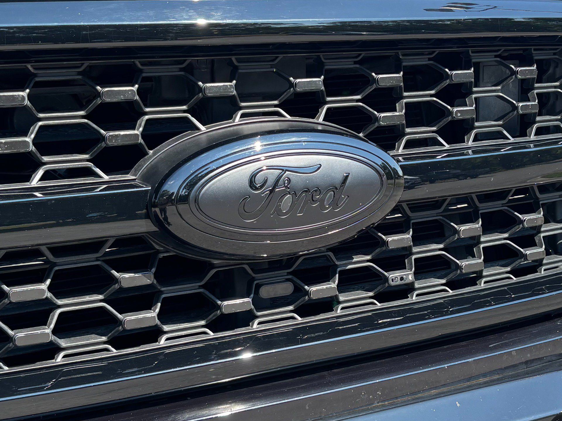 Used 2022 Ford F150 King Ranch w/ Equipment Group 601A High AWD/4WD image 9