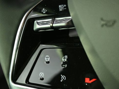 New 2026 Cadillac Escalade IQ Sport 1 w/ LPO, Floor Liner Package image 30