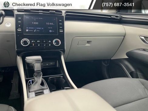 Used 2023 Hyundai Tucson SEL AWD/4WD image 29