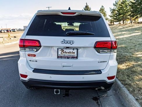Used 2021 Jeep Grand Cherokee Laredo image 6