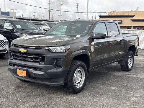 Used 2024 Chevrolet Colorado W/T image 7
