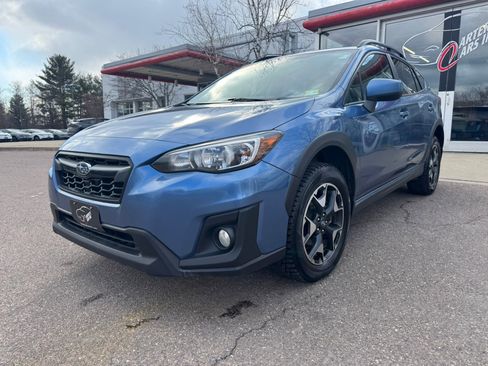 Used 2020 Subaru Crosstrek 2.0i Premium image 1