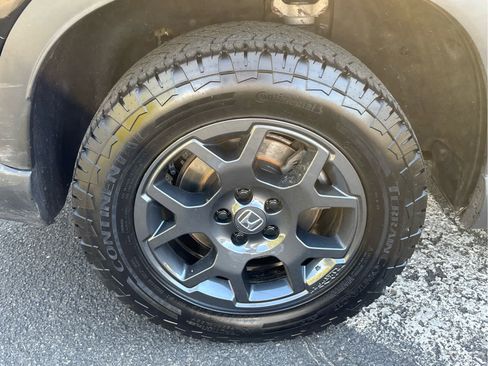 Used 2024 Honda Pilot TrailSport image 29