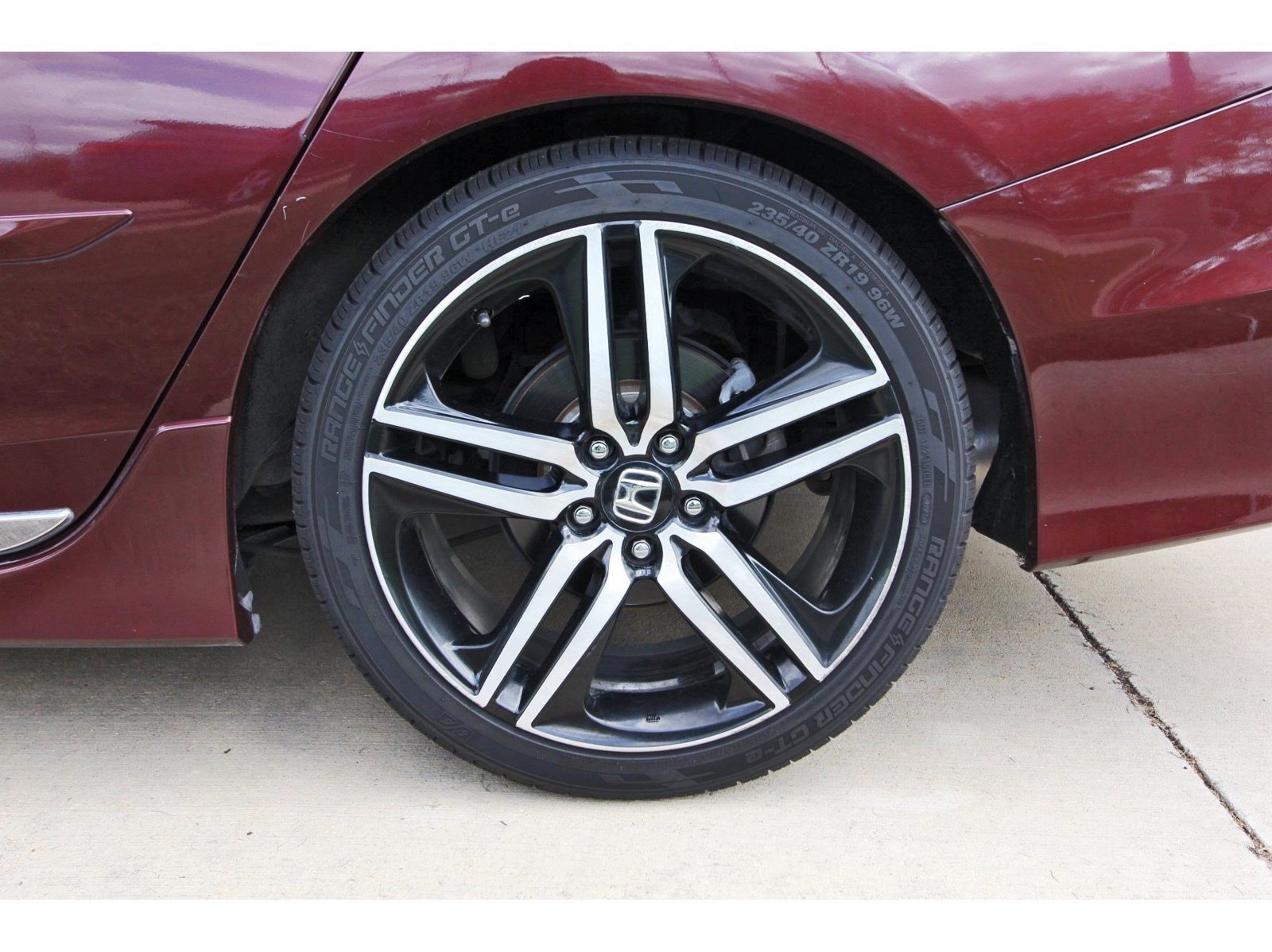 Used 2016 Honda Accord Touring image 31