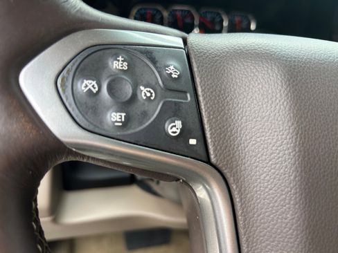 Used 2015 Chevrolet Tahoe LT w/ Luxury Package RWD image 17