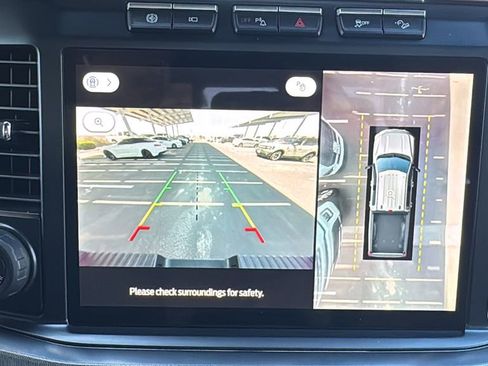 Certified 2024 Ford F250 Platinum w/ FX4 Off-Road Package image 18