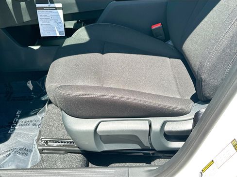 New 2025 Nissan Rogue S image 13