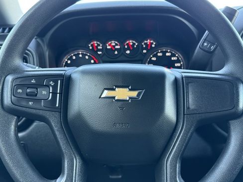 Used 2025 Chevrolet Silverado 2500 Custom w/ Custom Convenience Package image 17