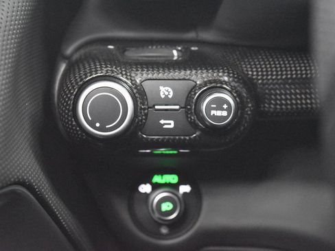 Used 2020 Ferrari 812 Superfast image 38