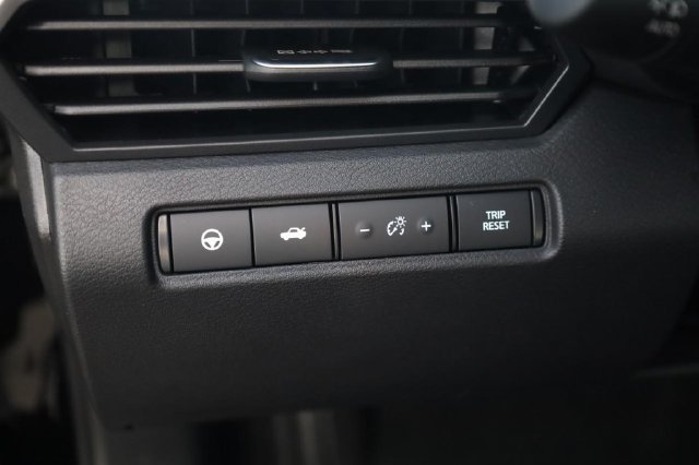 New 2026 Nissan Altima 2.5 SV w/ SV Premium Package FWD image 12