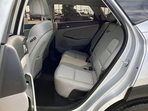 Used 2018 Hyundai Tucson Value image 16