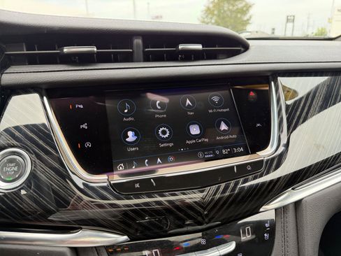 Used 2024 Cadillac XT6 Premium Luxury w/ Technology Package AWD/4WD image 29