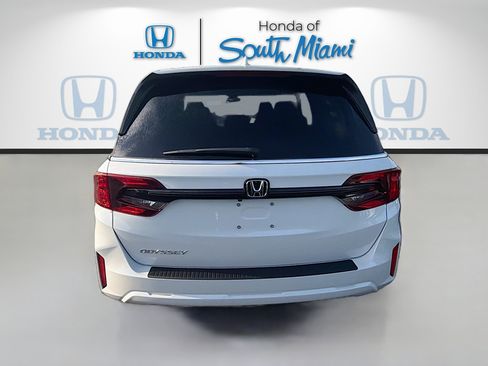 New 2026 Honda Odyssey EX-L image 6