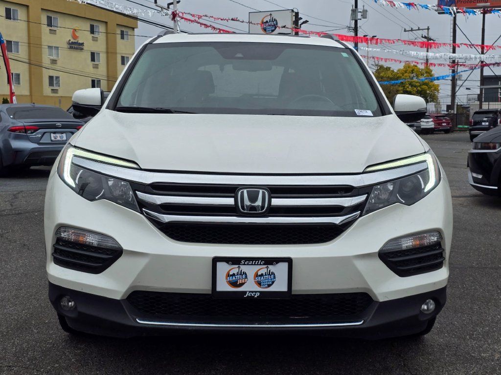 Used 2017 Honda Pilot Touring image 3