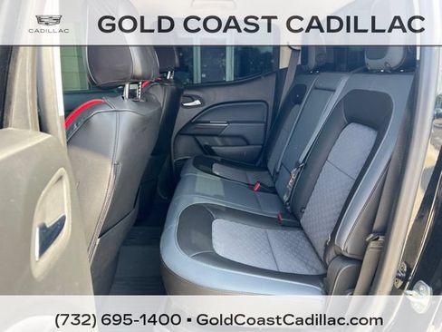 Used 2022 Chevrolet Colorado Z71 w/ Z71 Midnight Edition AWD/4WD image 10