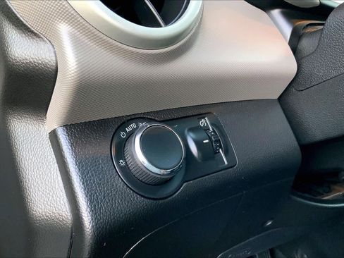 Used 2020 Chevrolet Sonic Premier image 31